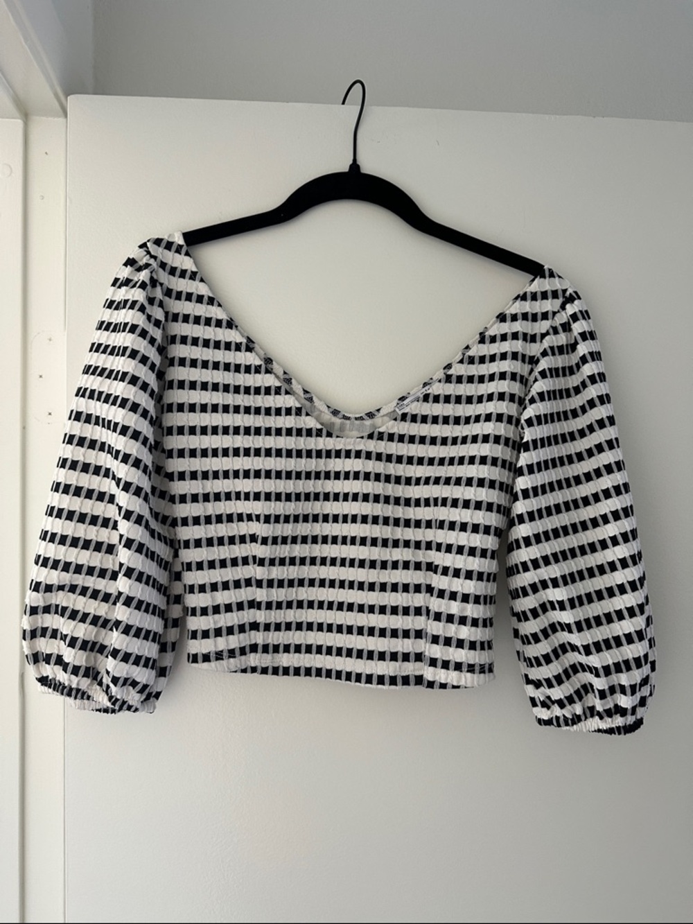 Zara Black & White Checked Puff-Sleeve Crop Top